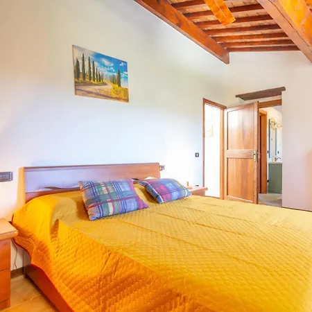 Villino Tre Pini Con Piscina Privata A Firenze By Tuscanywego *